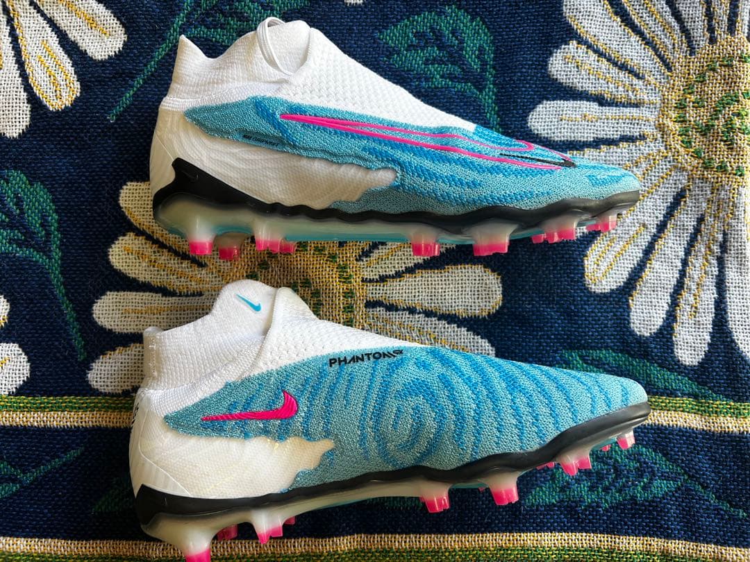 NIKE ファントムGX 25cm FGモデル
