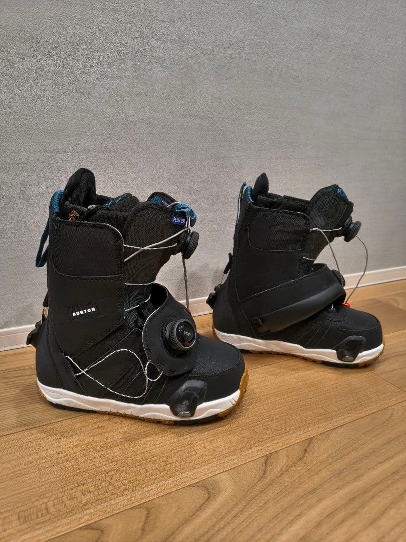 BURTON　STEP ON ブーツ　レディース 　24,5㎝