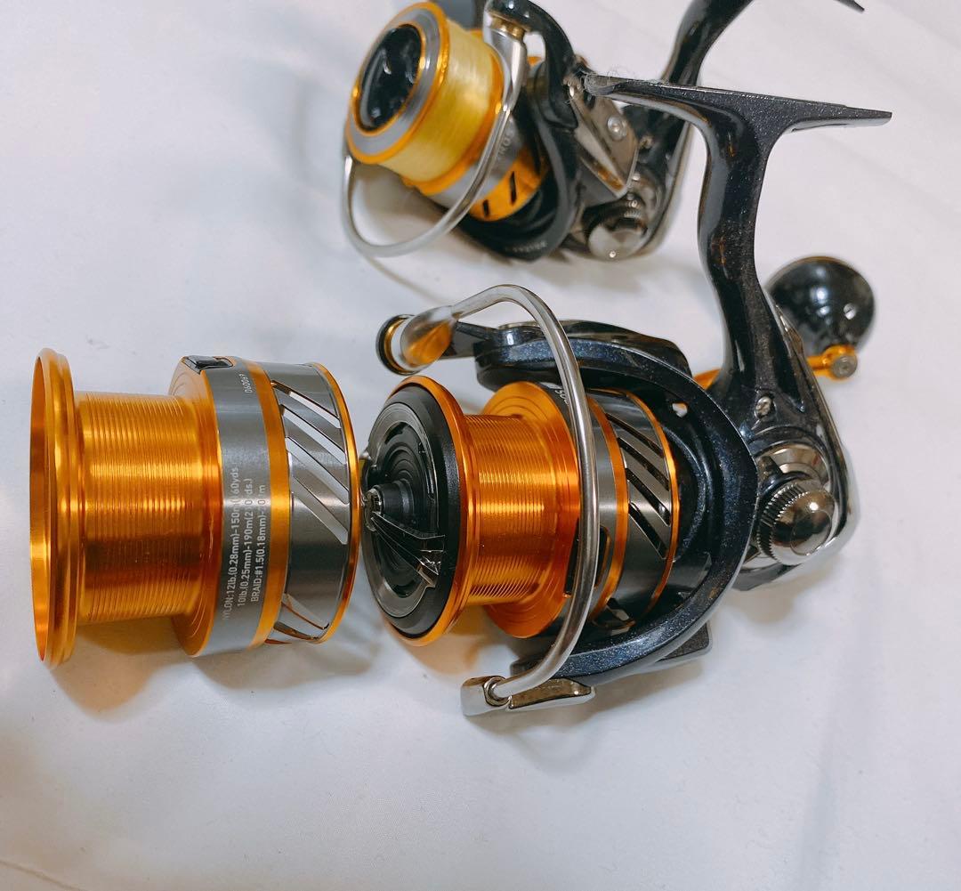 ダイワ スピニングリール2個セット＋スプール付き