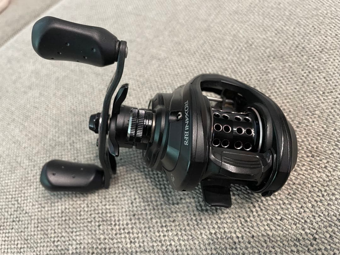 アブガルシア ロキサーニBF8 左巻き　AbuGarcia ROXANI L
