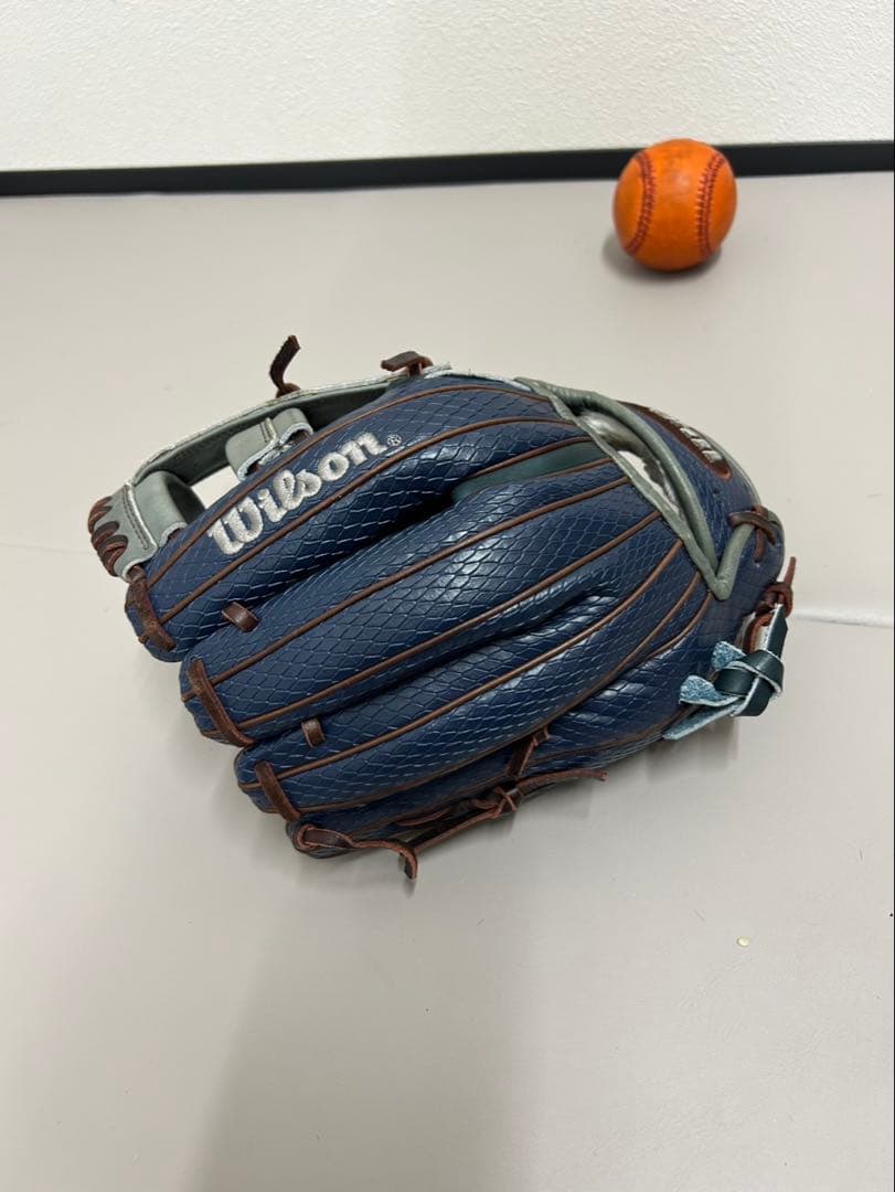 Wilson ワナビーヒーロー27型 軟式用グラブ