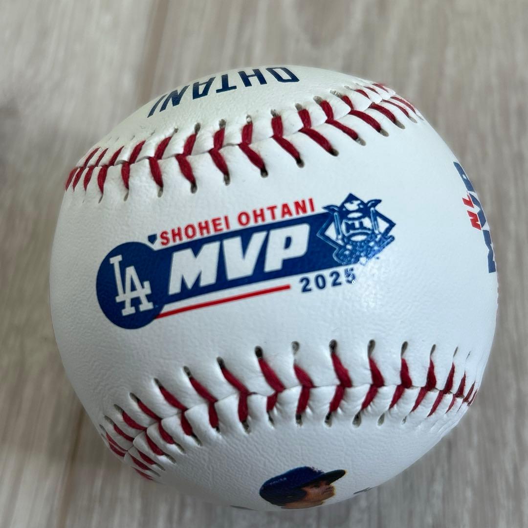 g*5様 Shohei Ohtani MVP記念ボール 2025