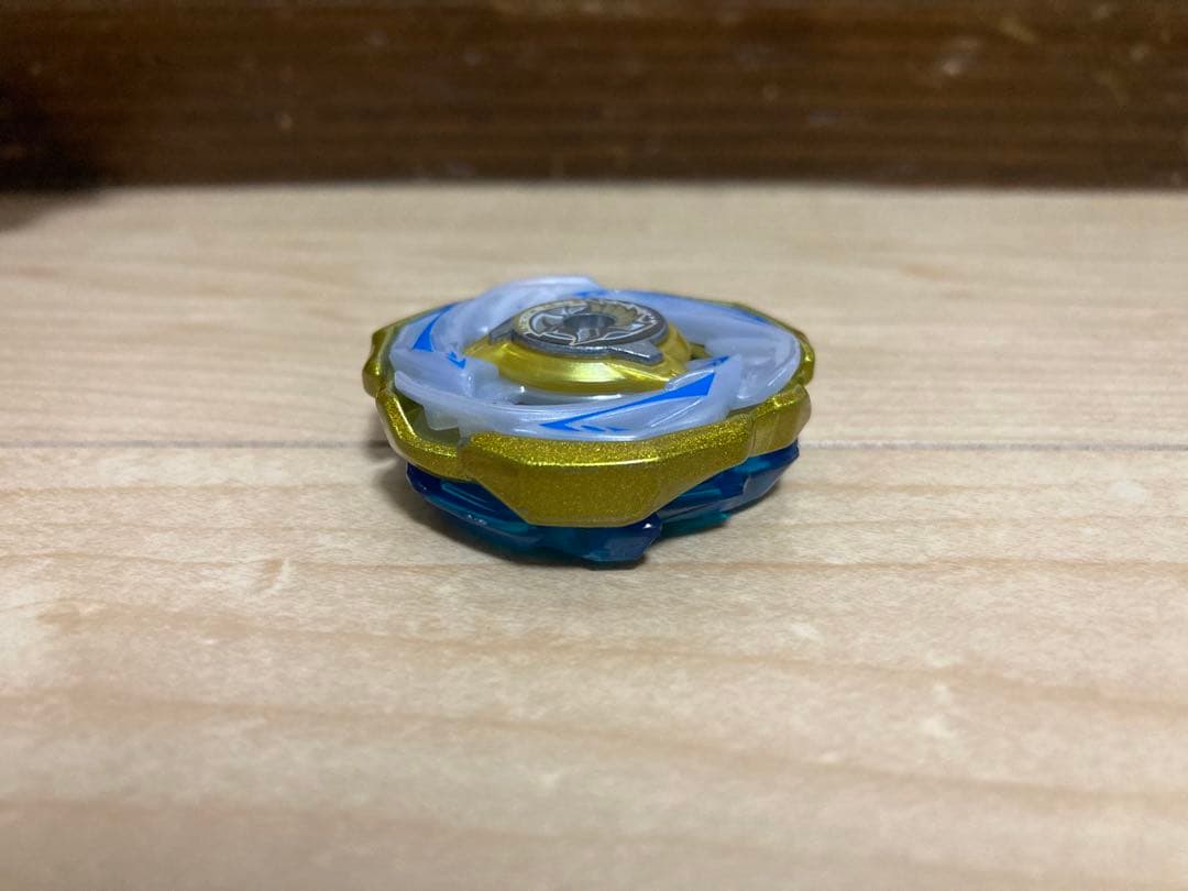 ベイブレードx ワルキューレボルトS4-70V