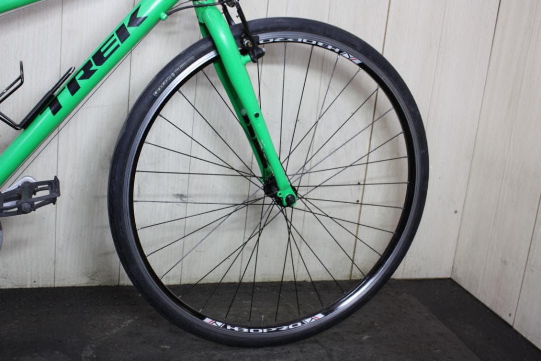 TREKトレック FX2 700C アルミ 24速 380mm クロスバイク