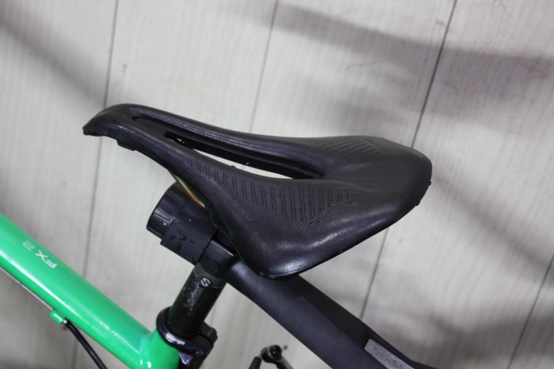 TREKトレック FX2 700C アルミ 24速 380mm クロスバイク