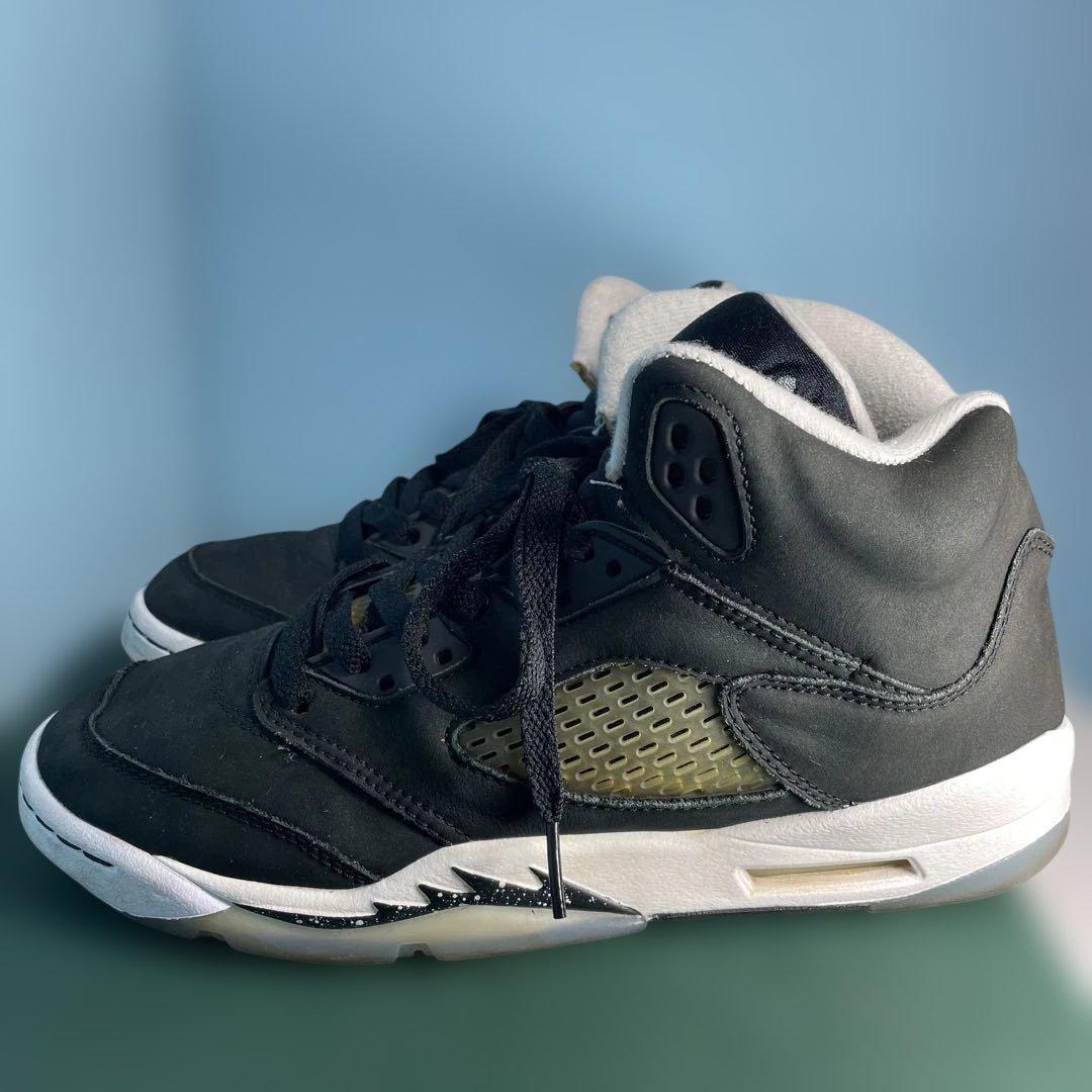 ◎ 腹まで黒い笑❗️NIKE GIRLS AIR JORDAN 5 RETRO