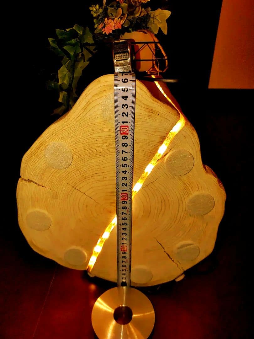 ②中型間接LED照明付きひのき丸太3段シェルフ フラワースタンド　ベンチ