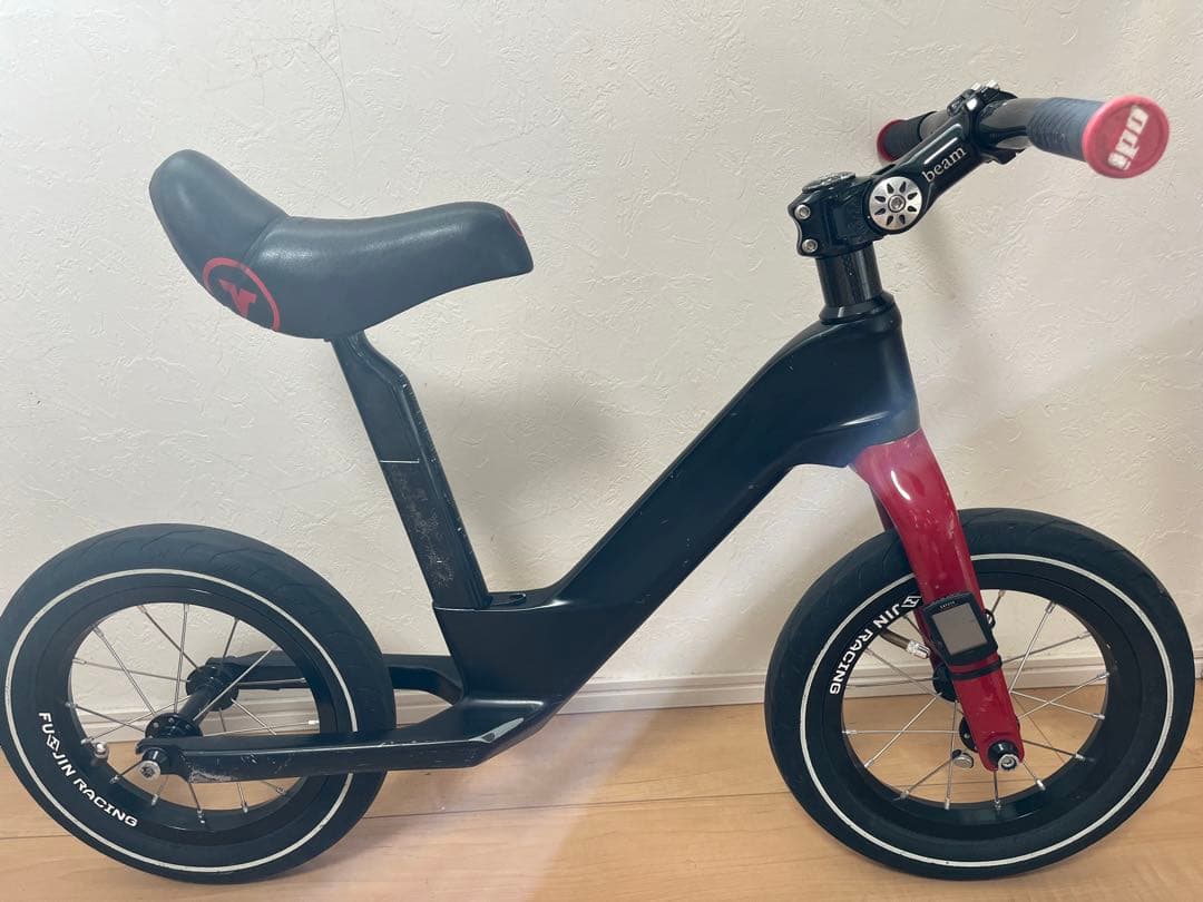 お値下げ　ランバイク　カーボン　deerobust