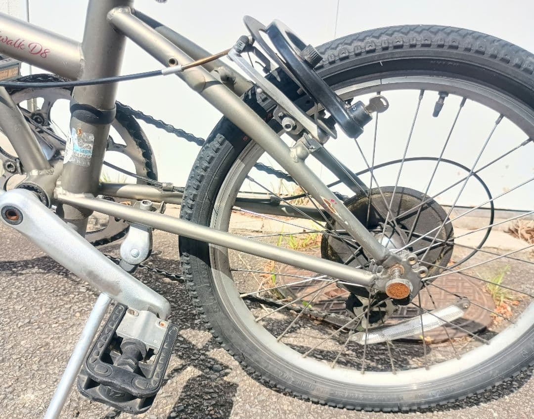 【ジャンク品】DAHON Boardwalk D8（国際モデル）　カスタム仕様