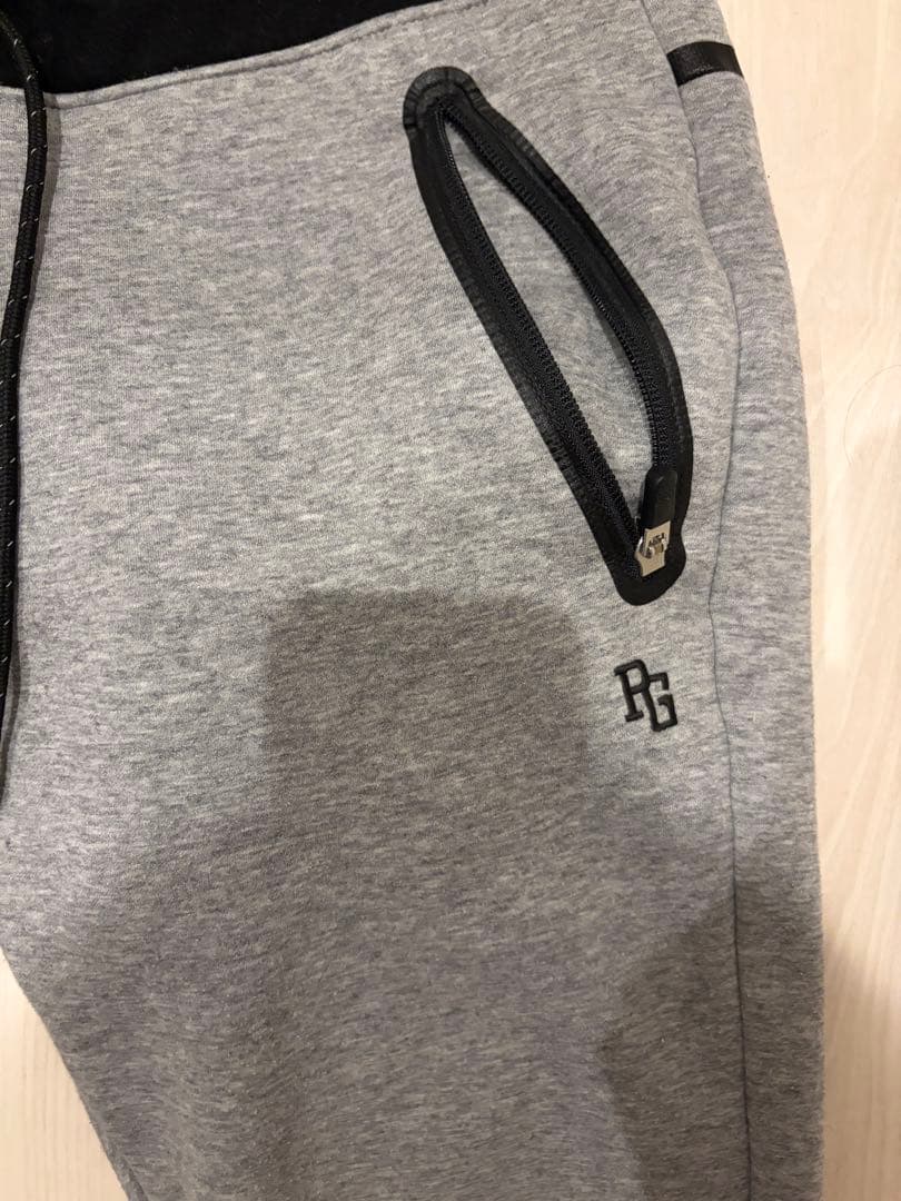 パーリーゲイツサイズ5グレー スリムフィットパンツ ジッパーポケット付き