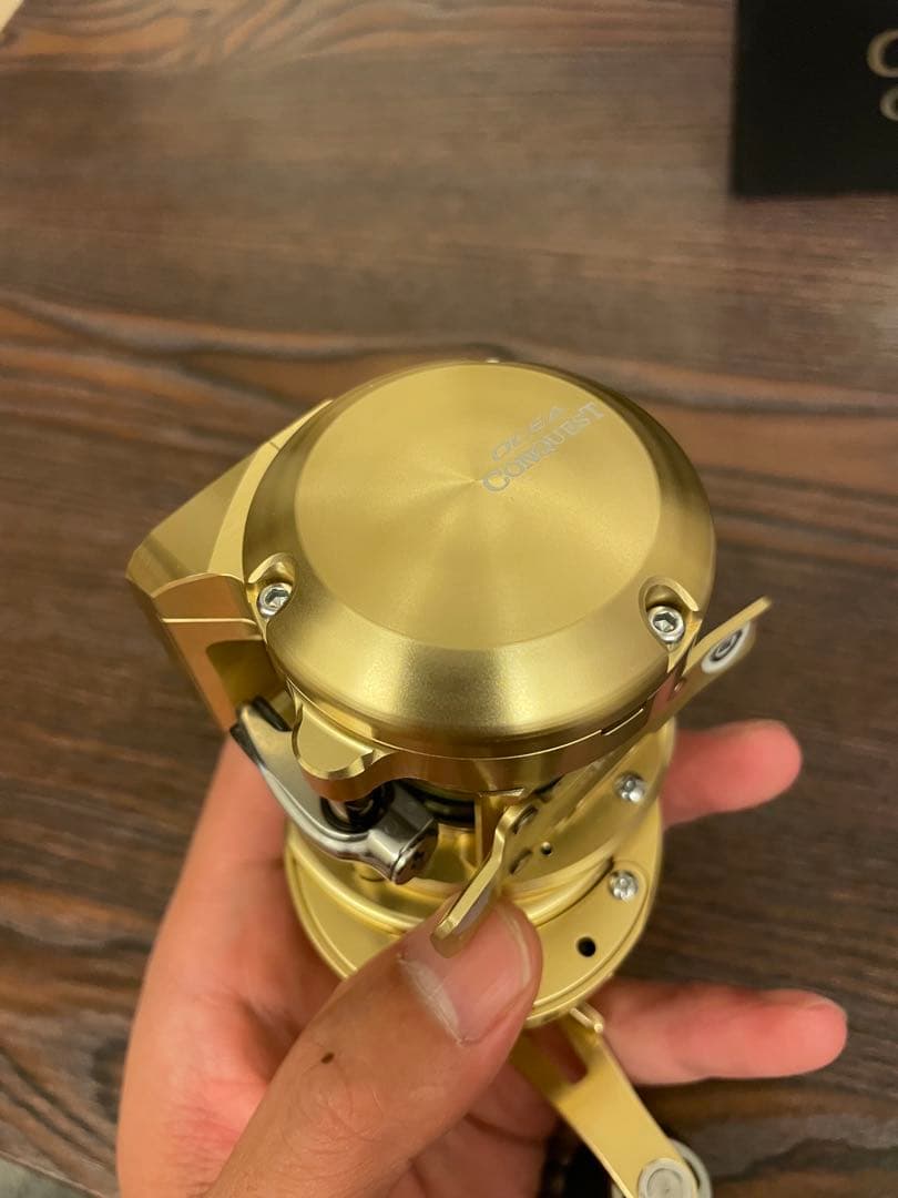 SHIMANO OCEA CONQUEST CT 200PG ゴールド　右