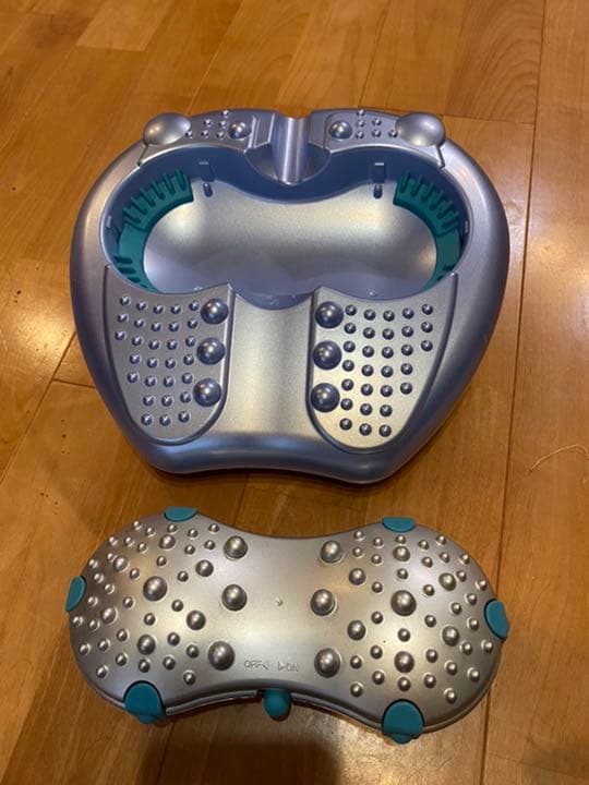 最終値下げ！【美品！即日発送！】足裏用マッサージ機♡取り外し可能！