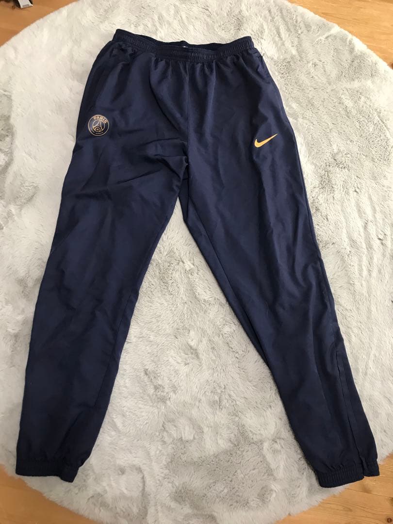 Nike PSG ウィンドブレーカー