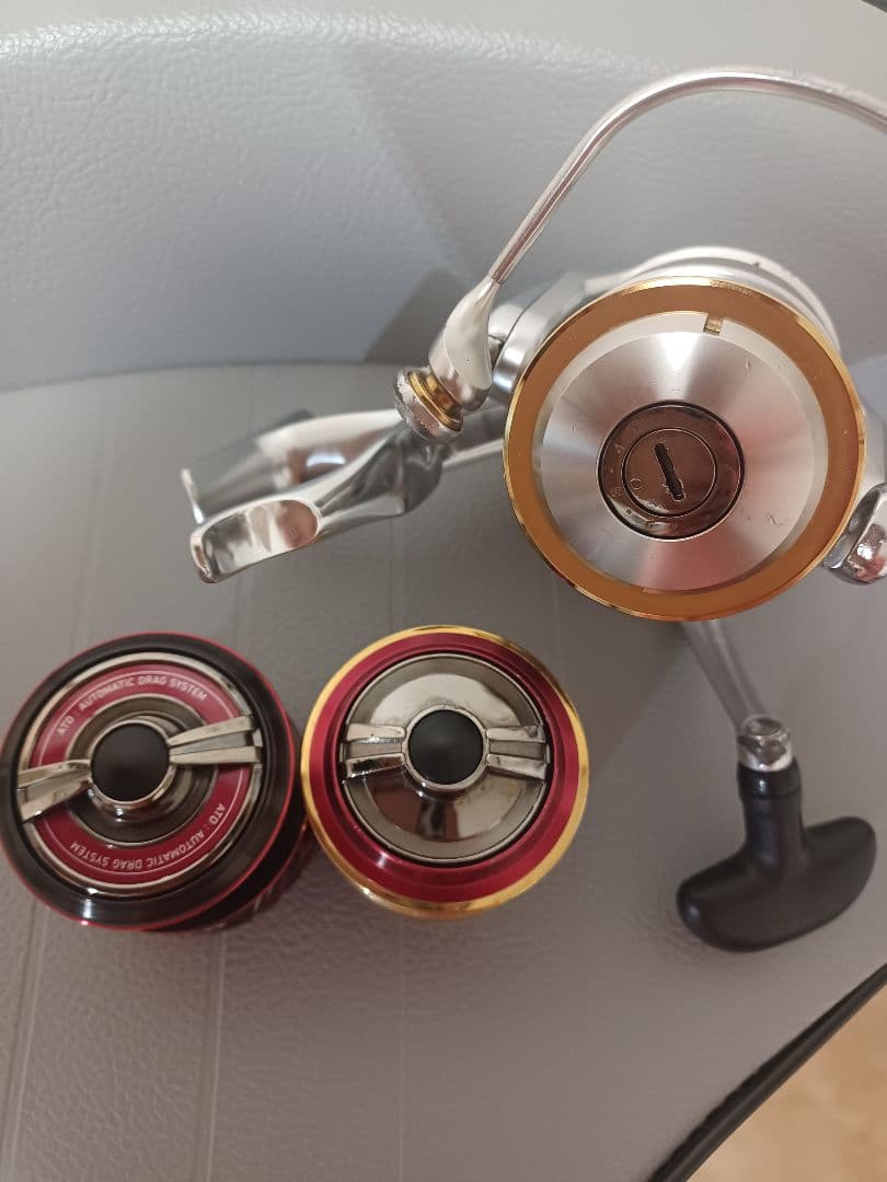 Daiwa 2500LB スピニングリール