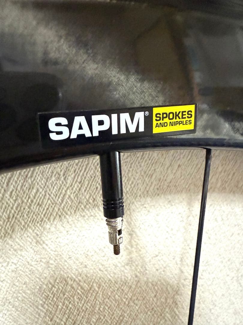 軽量カーボン チューブラー ホイール カンパフリー ブレーキシュー+タイヤ付き