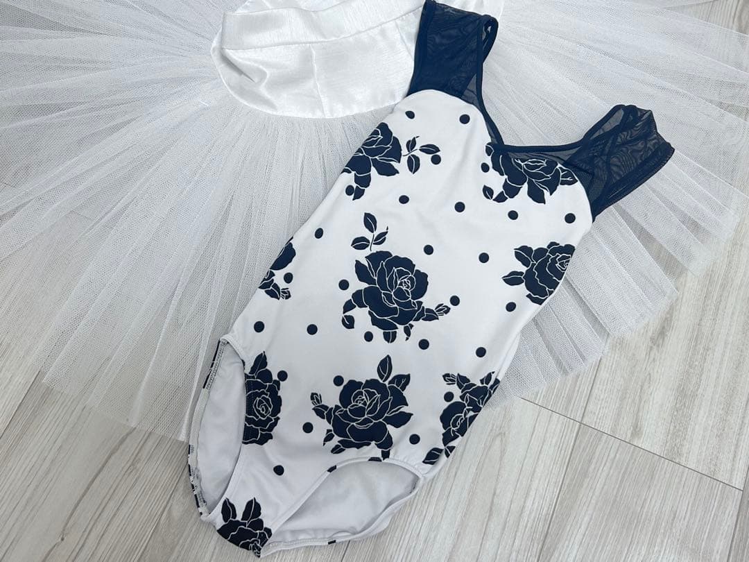 【限定お値下げ】stina♡スティナレオタード120.130ジュニアチャコット