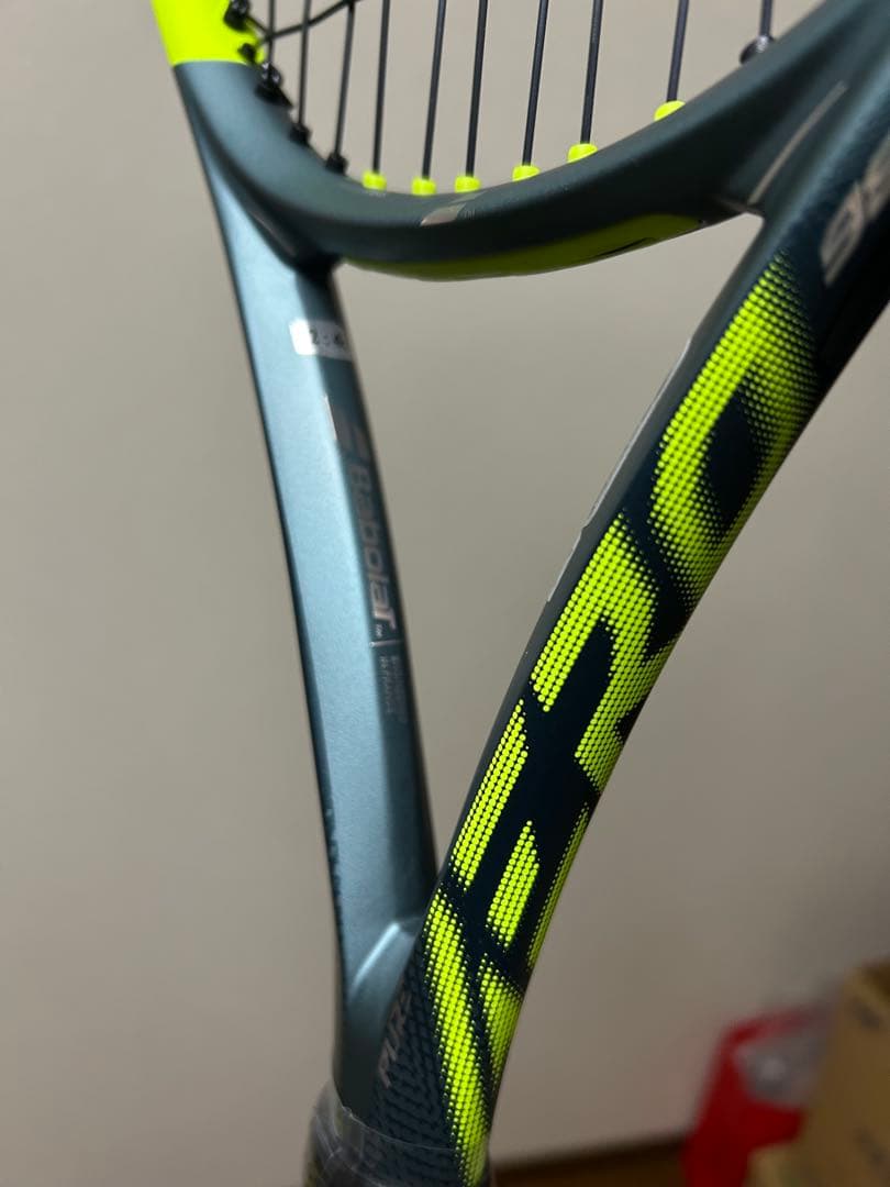 本日限定出品　PURE AERO 98 2026 G2 未使用品　ガット張りたて