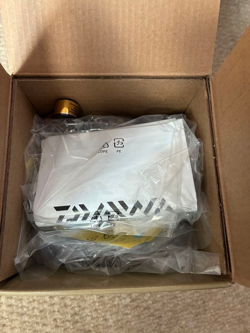 DAIWA 23LEGALIS LT1000S スピニングリール