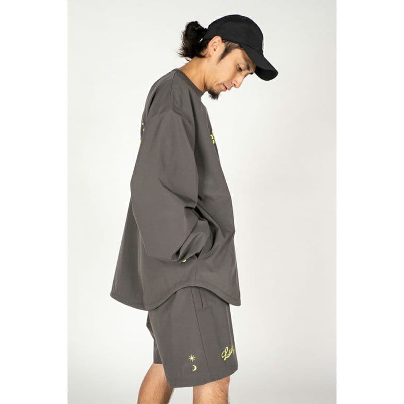新品LUZe　ルースイソンブラ　STRETCH TAFTA　トップ　ジャケット