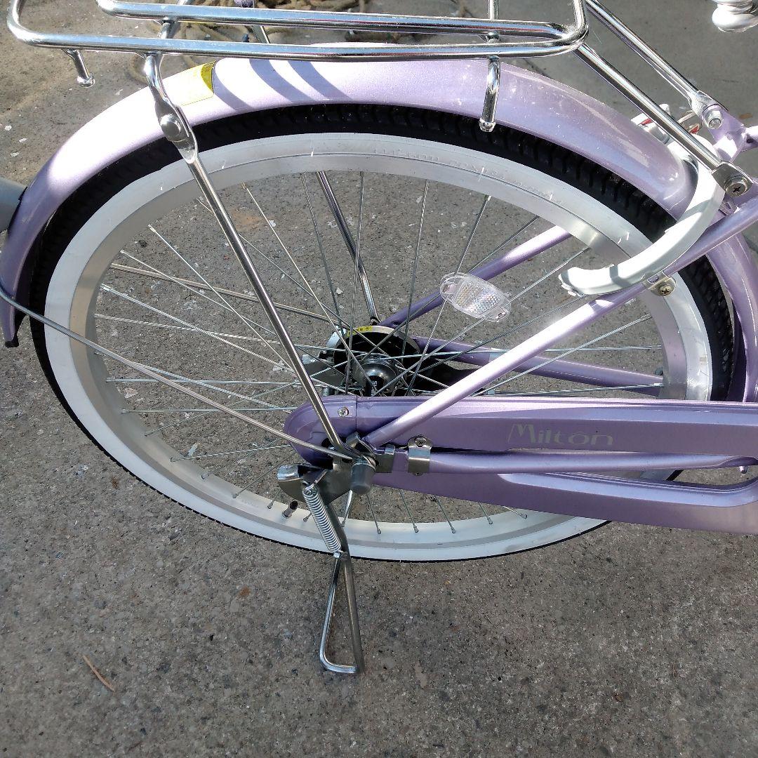 紫色 シティサイクル 前バスケット付き