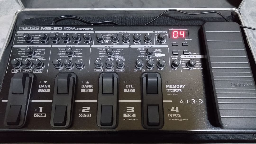 BOSS マルチエフェクターME90