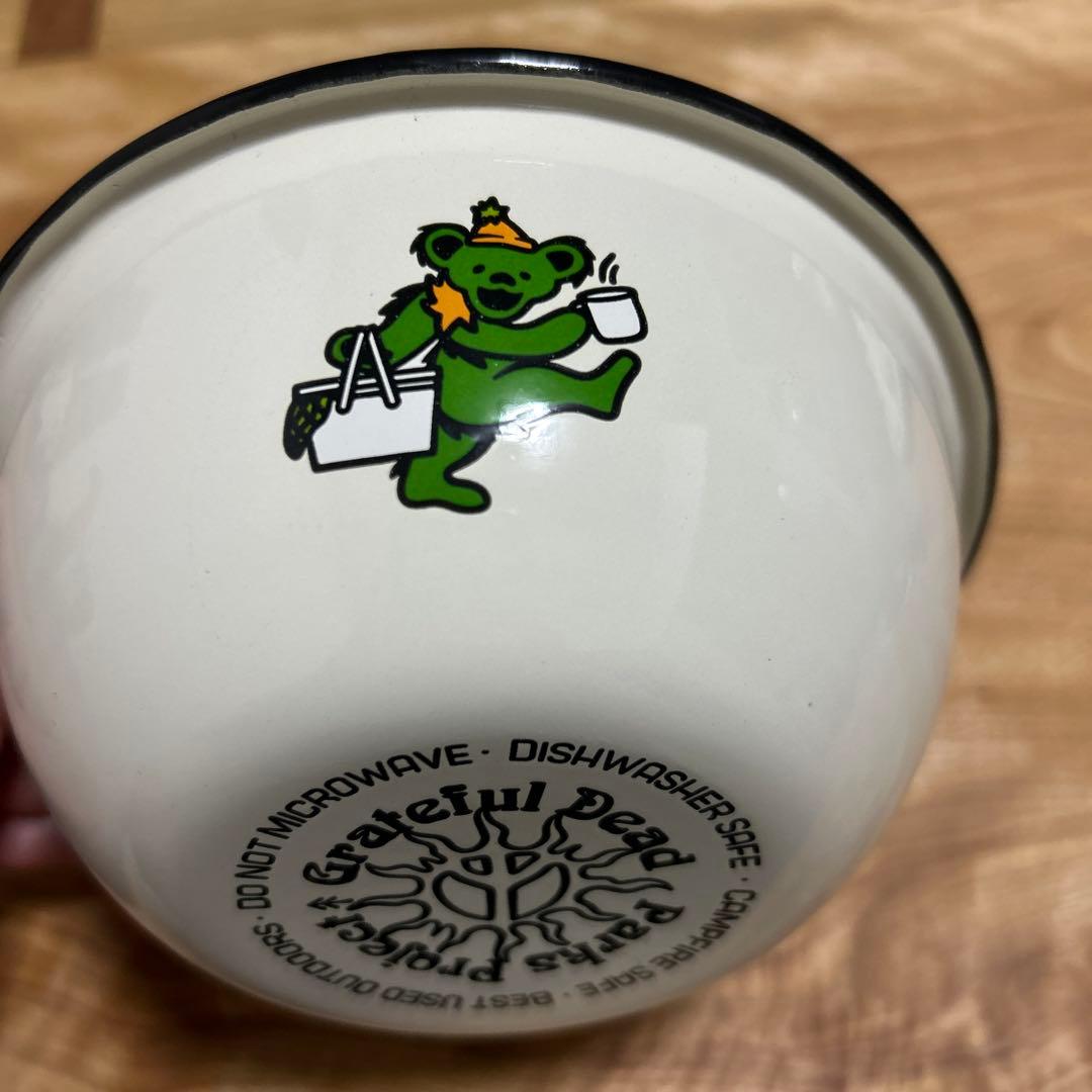 デットベア　ホーロー食器