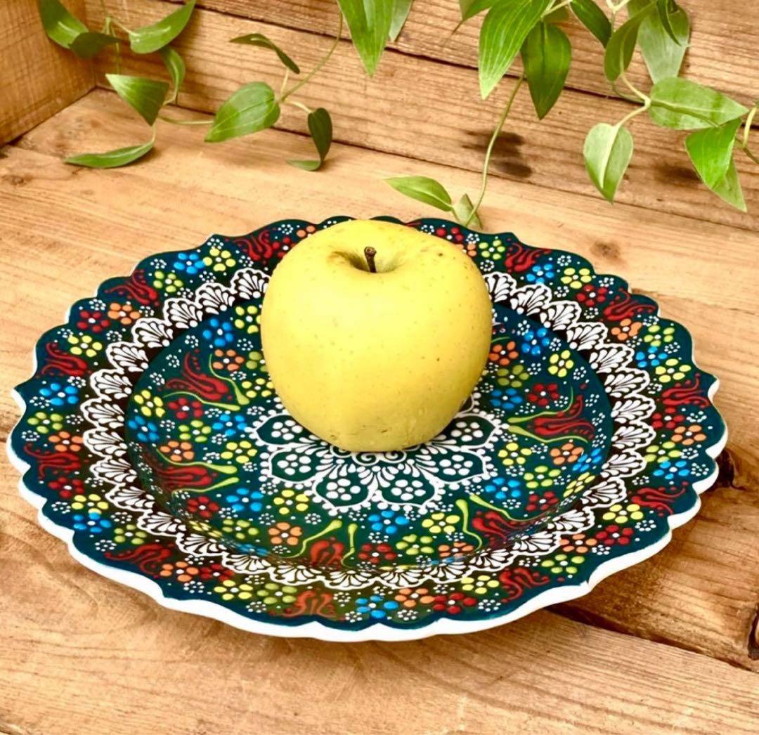 27cm☆新品☆【トルコ】手描き 大皿 壁掛け ＊グリーン＊ キュタフヤ陶器 ＊
