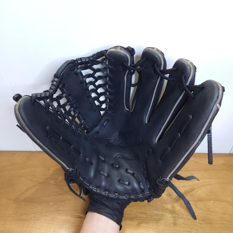 ミズノ イチローモデル プラチナラベル 限定品 良品 外野用 軟式グローブ