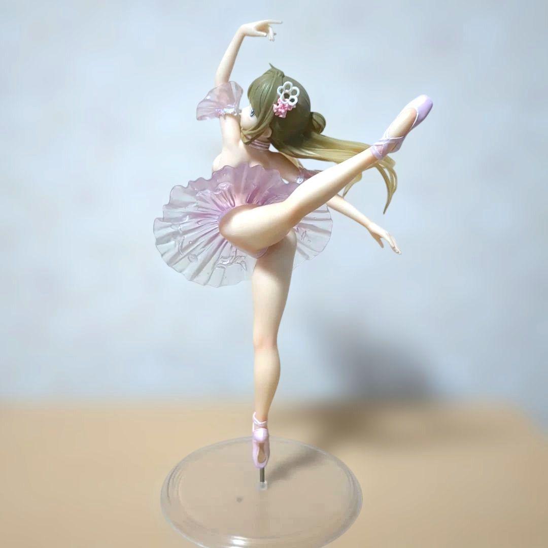 バレリーナフィギュア