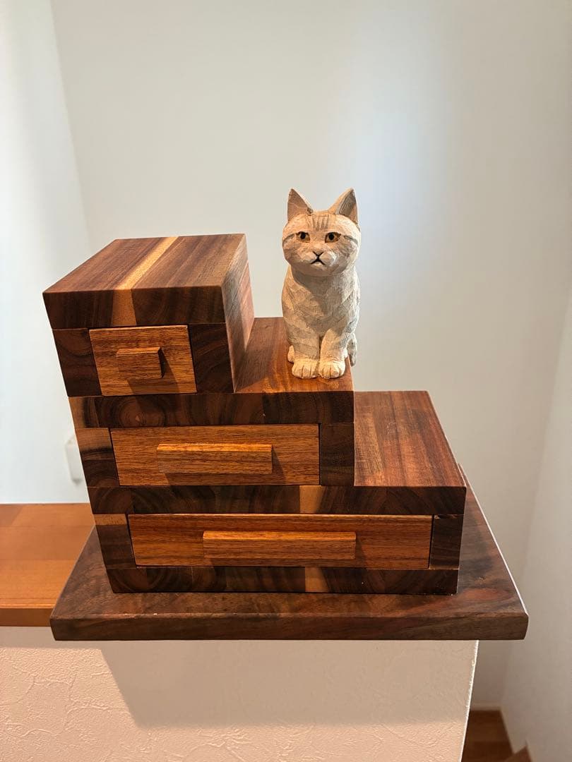 Momo 　猫とインテリア階段箪笥