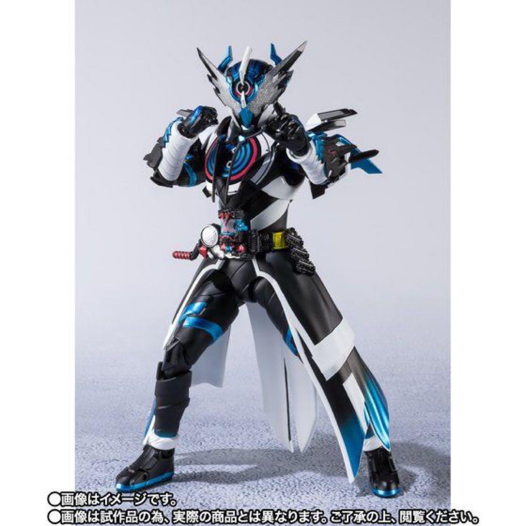 S.H.Figuarts 仮面ライダークローズエボル　仮面ライダービルド