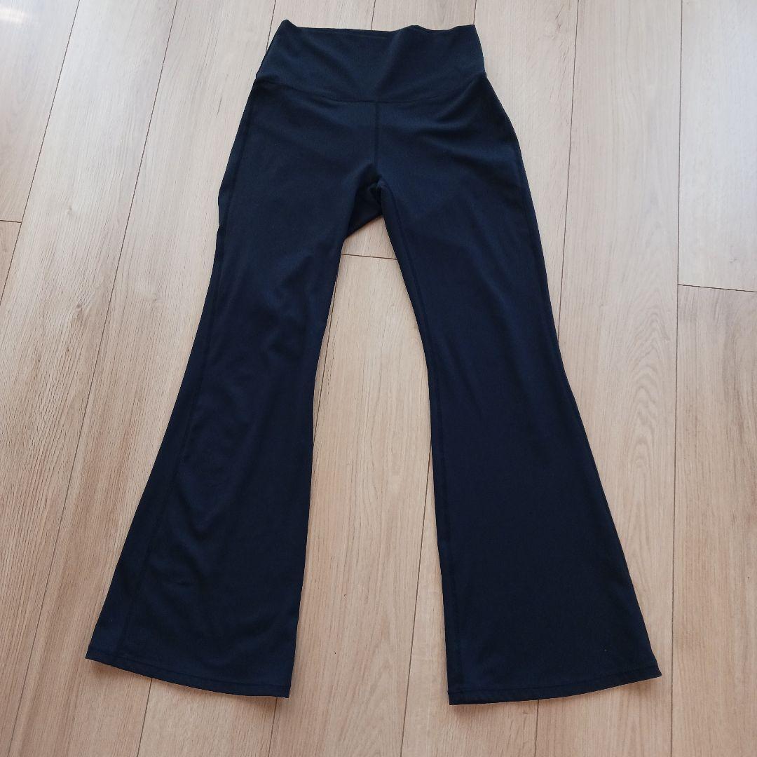 SUKALA スカーラ　ベーシックフレアレギンス　ブラック　Mサイズ