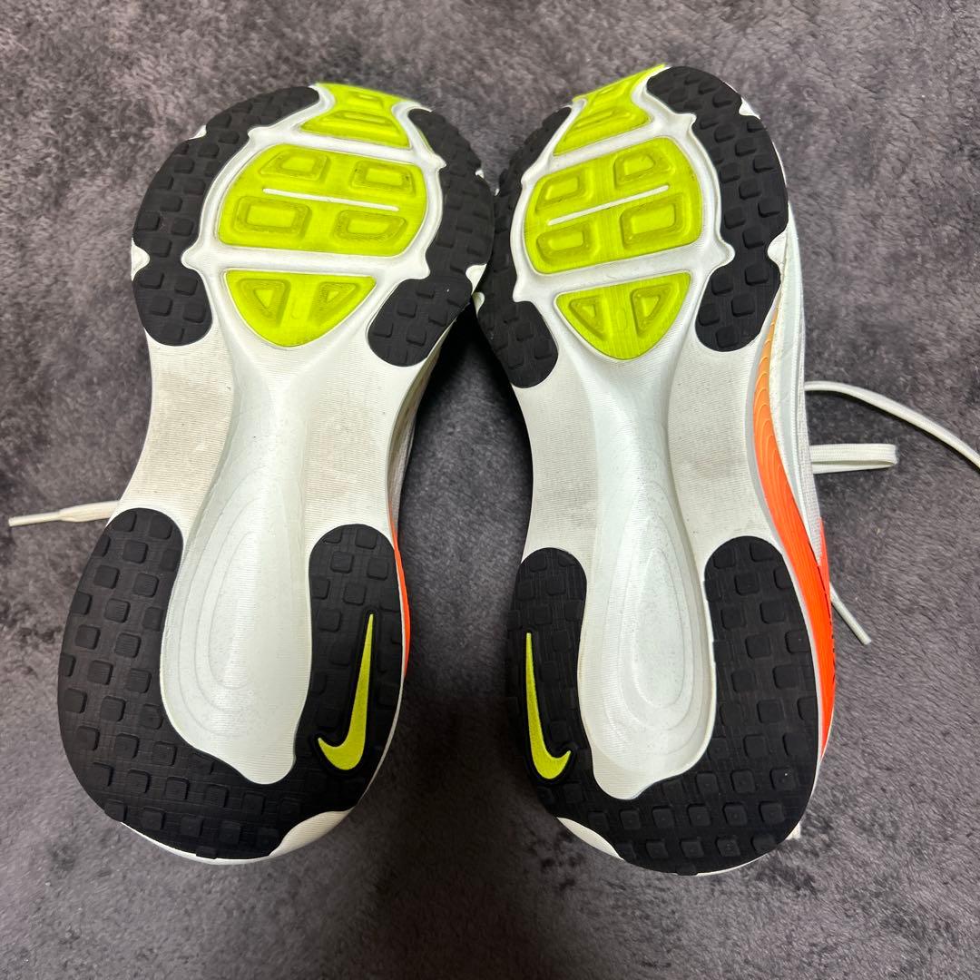 ボメロ18　　Nike ZoomX スニーカー US 7