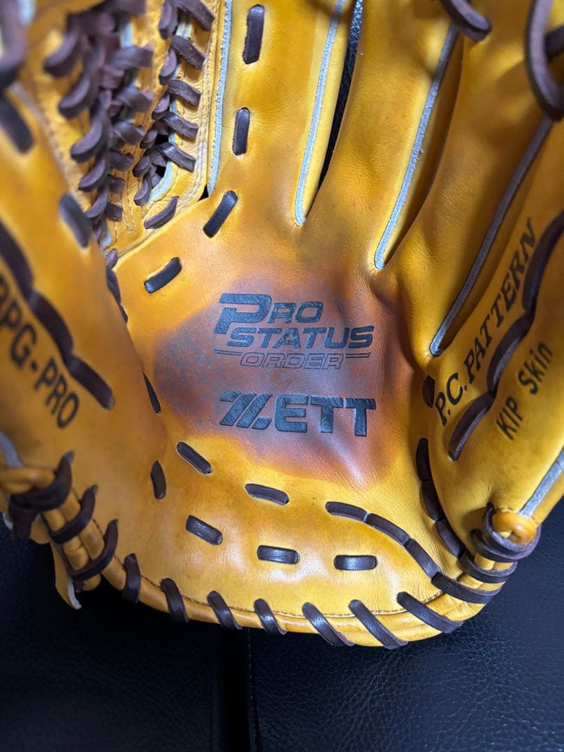 ひ*ろ様 ゼットプロステイタス 硬式オーダー内野手用グラブ