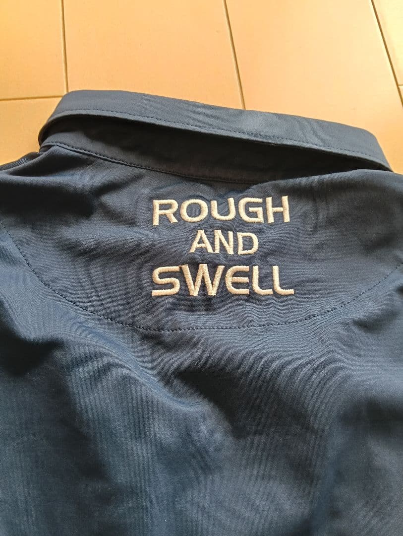 ROUGH AND SWELL ネイビー ポロシャツ