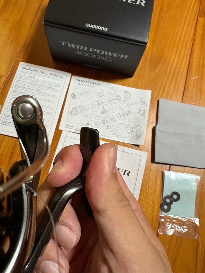 Shimano ２０TWIN POWER 4000XG スピニングリール