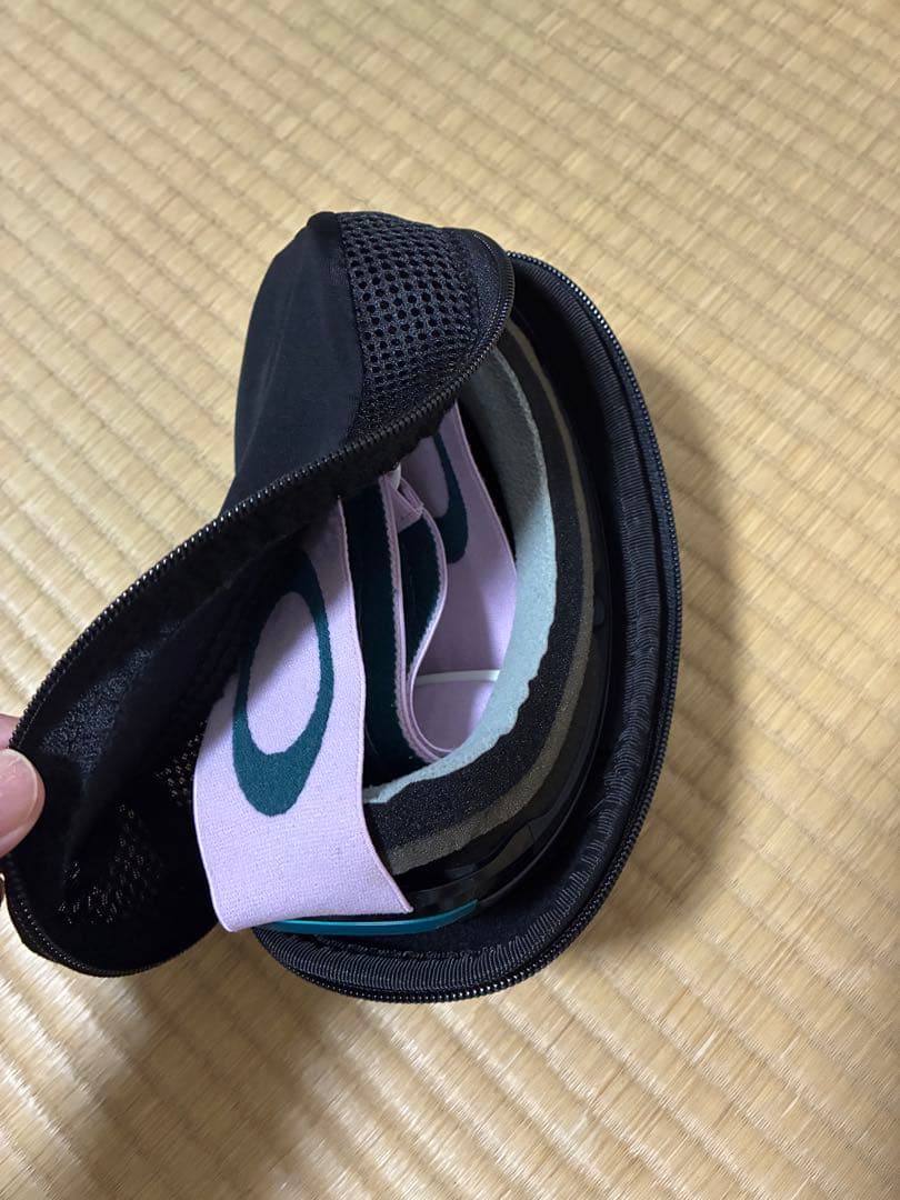 オークリー　OAKLEY フライトデッキXM k2のケース付き