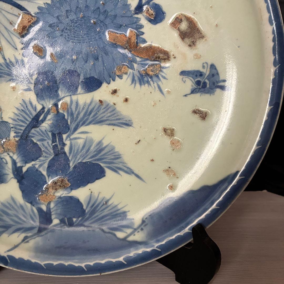 染付大皿　菊蝶文　大皿 飾皿 約31.5cm 時代物 骨董　尺皿