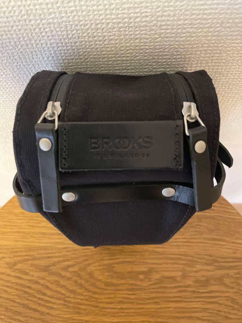 BROOKS ブルックス　サドルバッグ　ブラック
