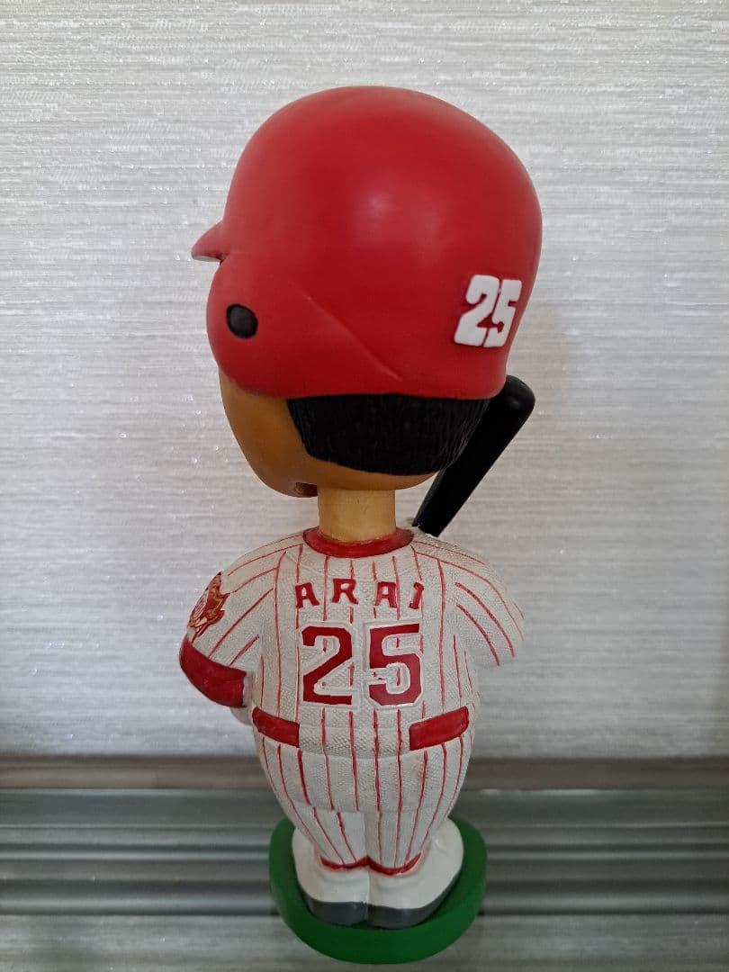 広島カープ/新井貴浩氏/置物/記念品/人形 首振り人形