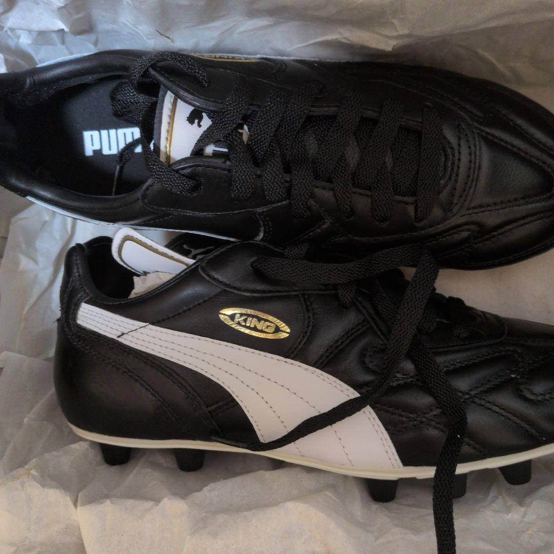 PUMA KING スパイクシューズ ブラック/ホワイト