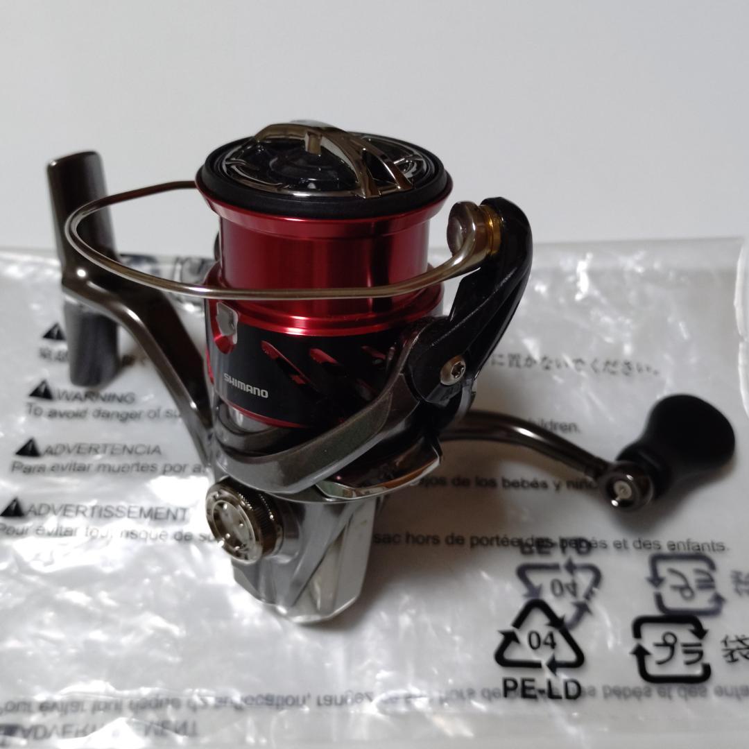 【新品、付属品完備】シマノ ストラディックCl4+2500S-B