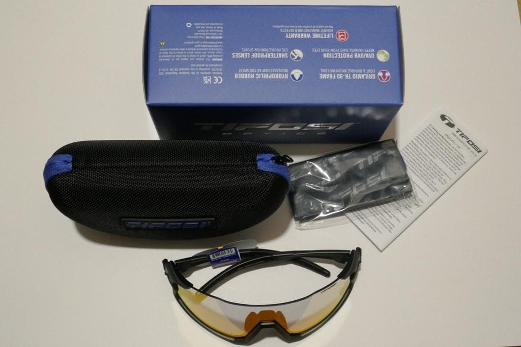 TIFOSI サングラス STASH マットガンメタル 調光レンズ