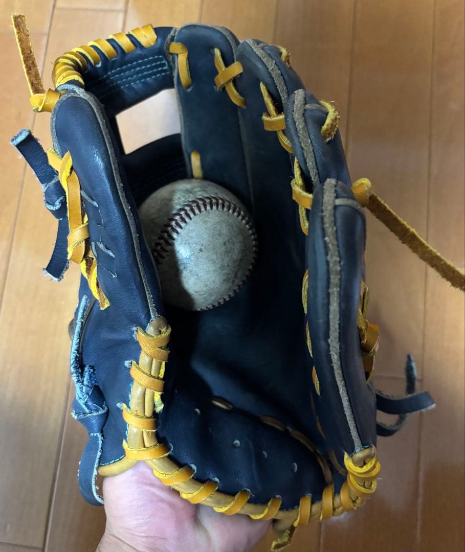 ミズノ　グローバルエリート　硬式内野用