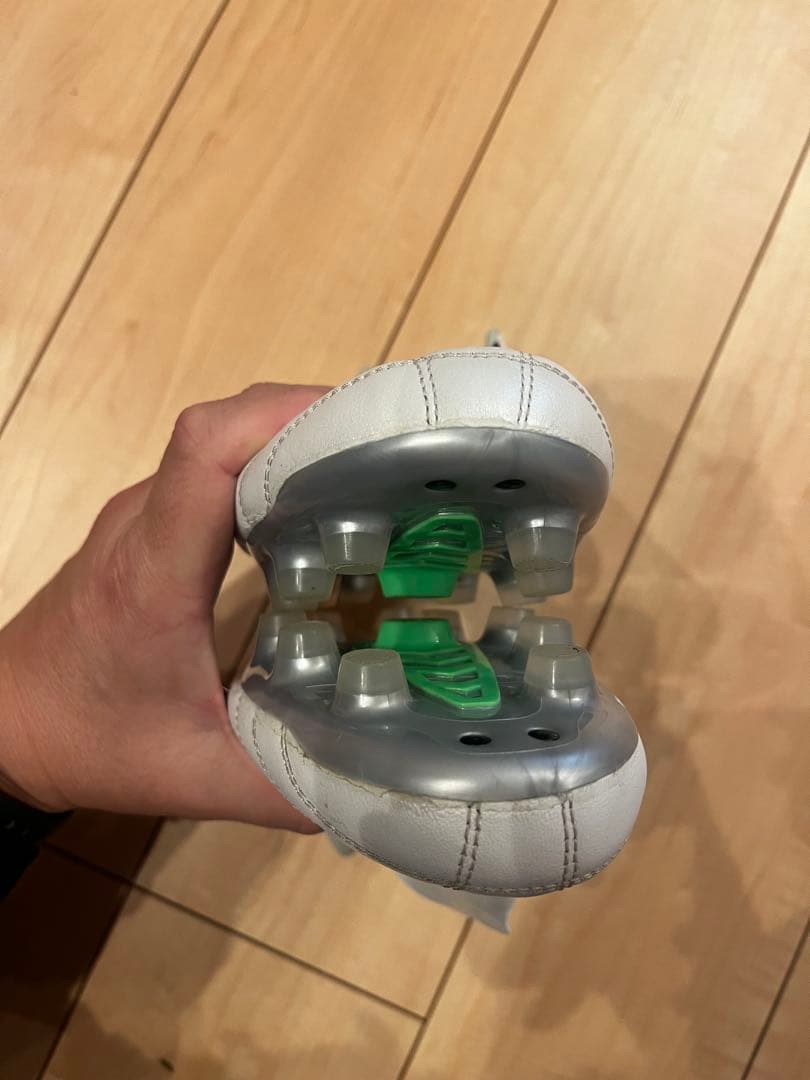モナルシーダ NEO 3 WIDE ワイド PRO 幅広 軽量サッカー　スパイク
