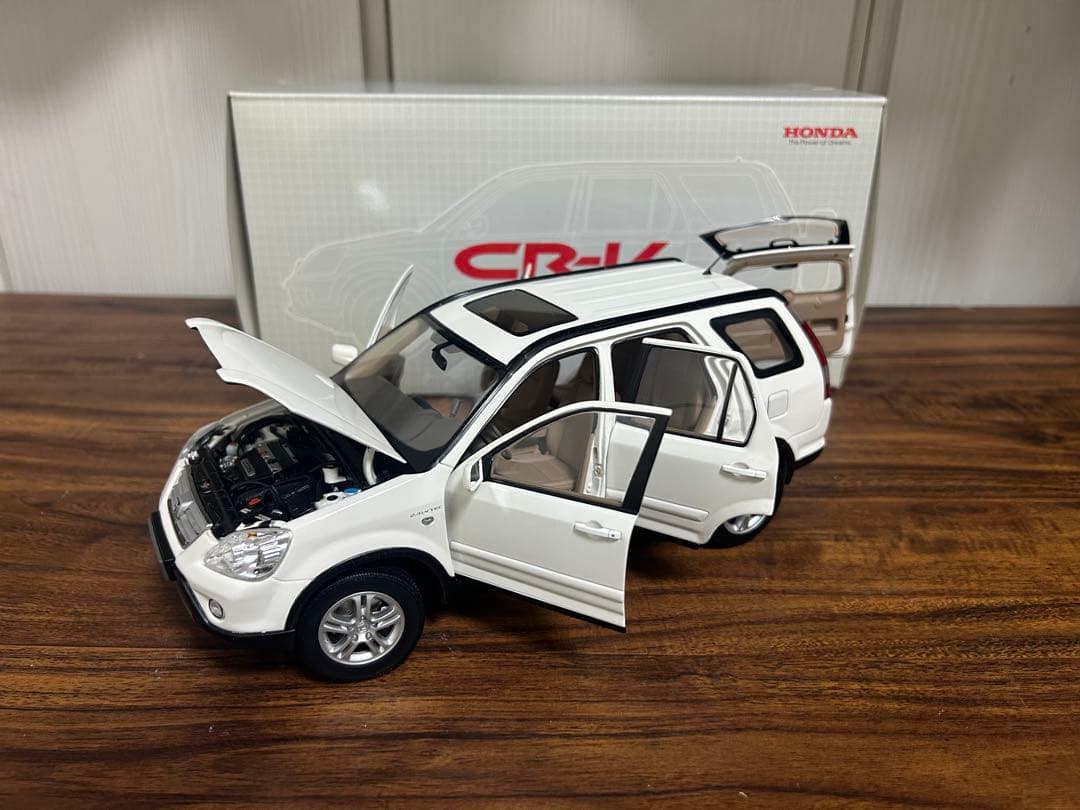 中国 ホンダcr-v 1/18 ミニカー