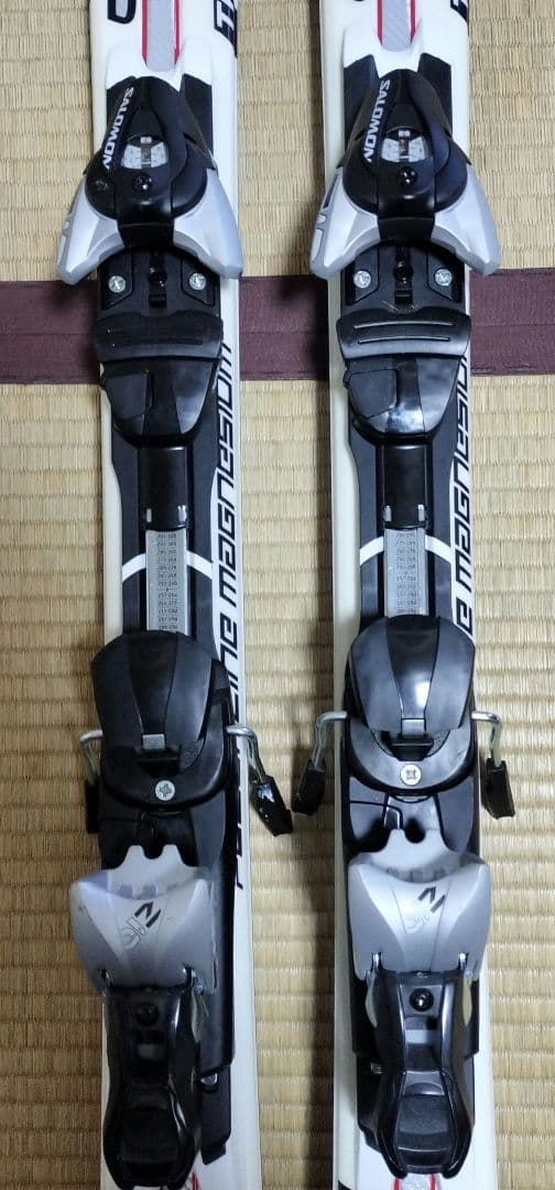 【良品】サロモン スキー板 24 GT PRO 151cm ビンディング付