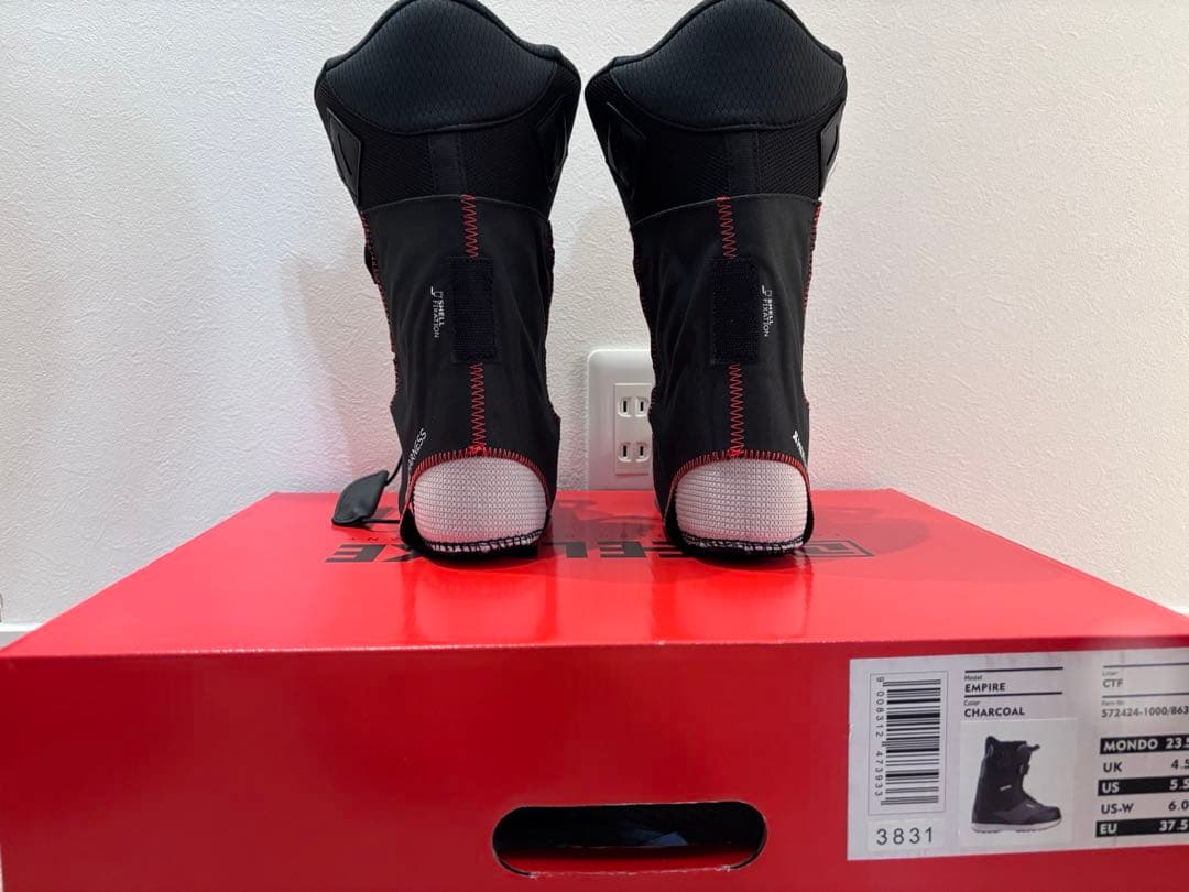 DEELUXE EMPIRE s4 23.5 インナー新品