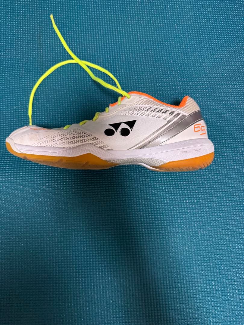YONEX パワークッション65z 4e 26.5㎝