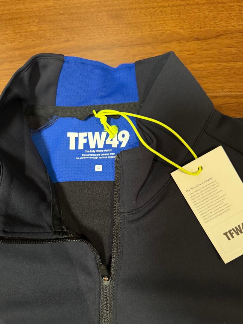 【新品未使用】　TFW49 ハーフジップシャツ ブラックLサイズ